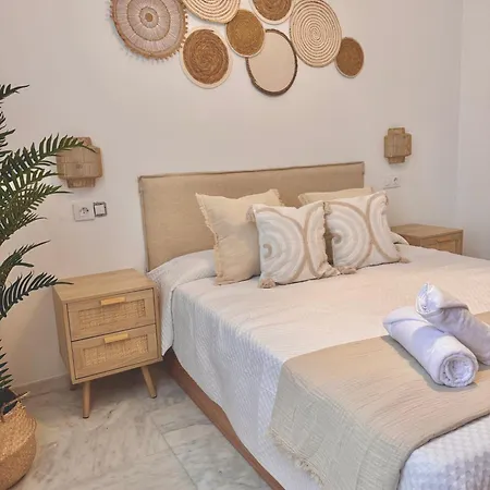 Hc Luxe * إشبيلية